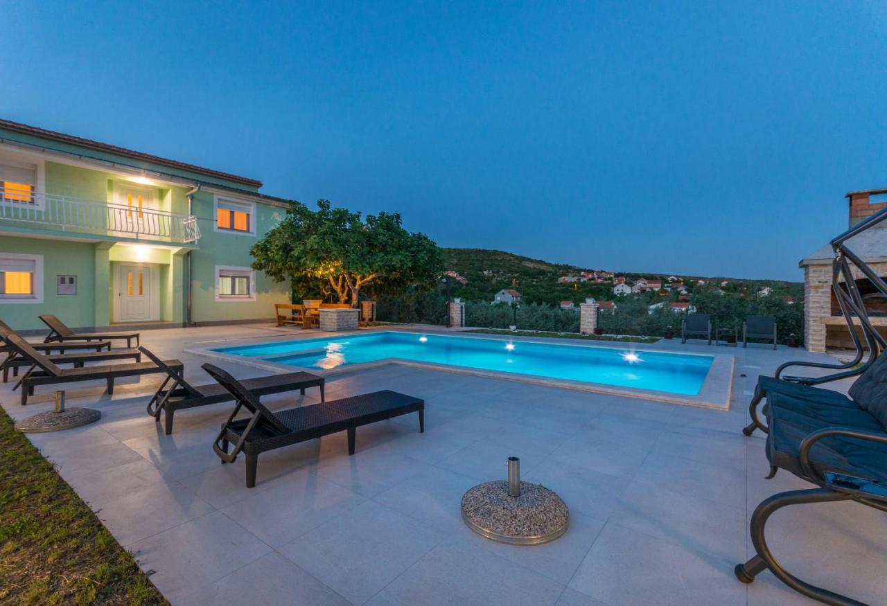 Poolincluded - Holiday Home Maslina Lisane Ostrovicke Eksteriør bilde